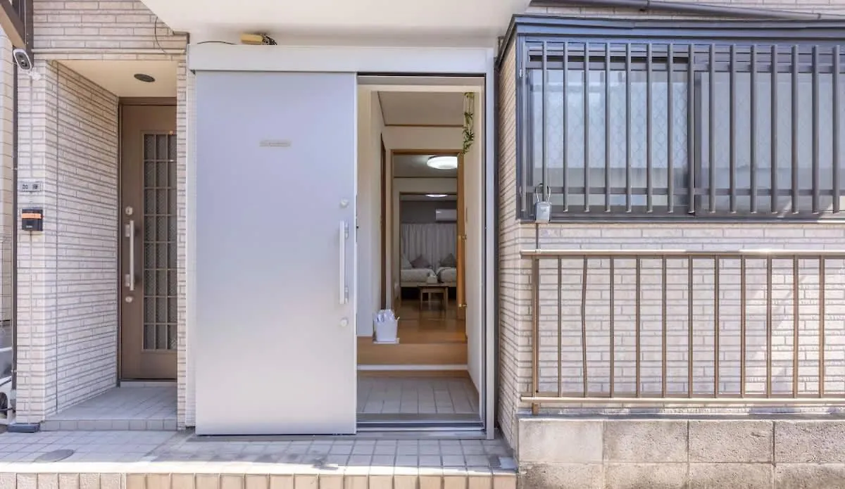 Nishikojiya 3 Chome Tokyo 0*,